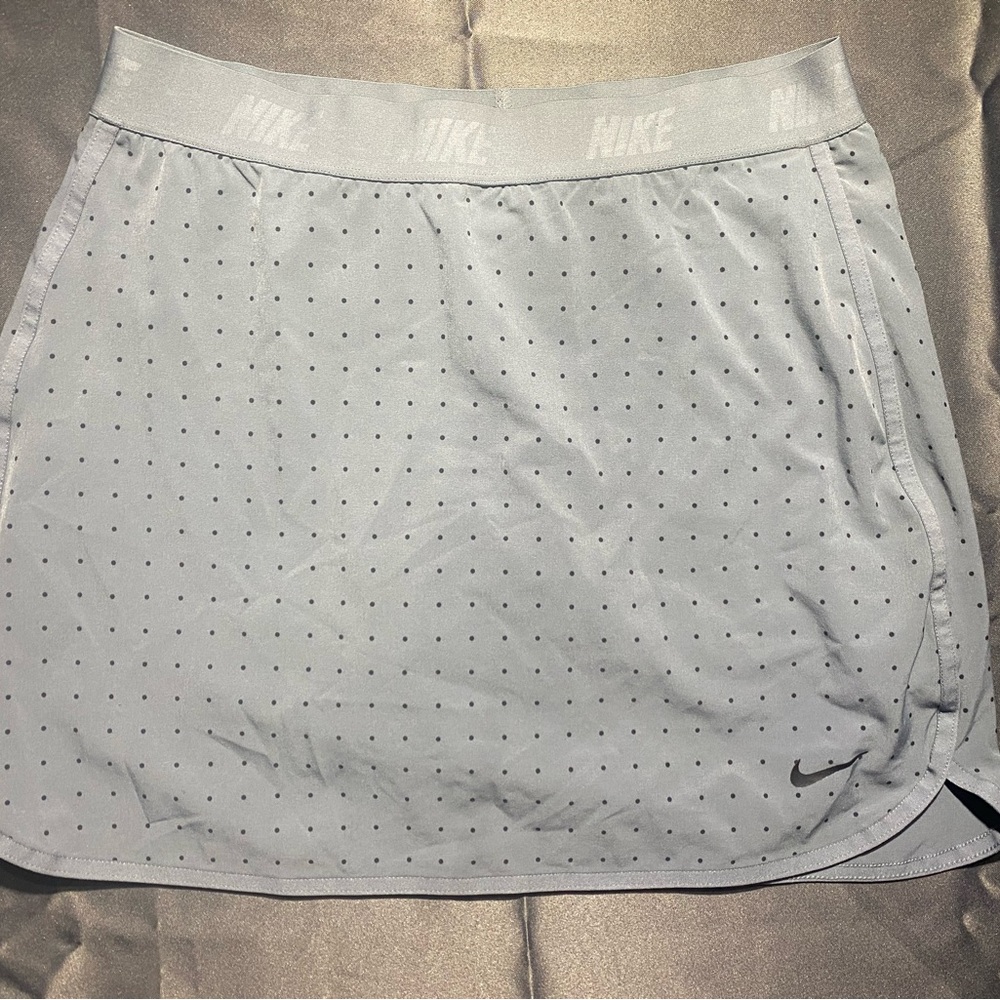 Nike Light Gray Dotted Skirt